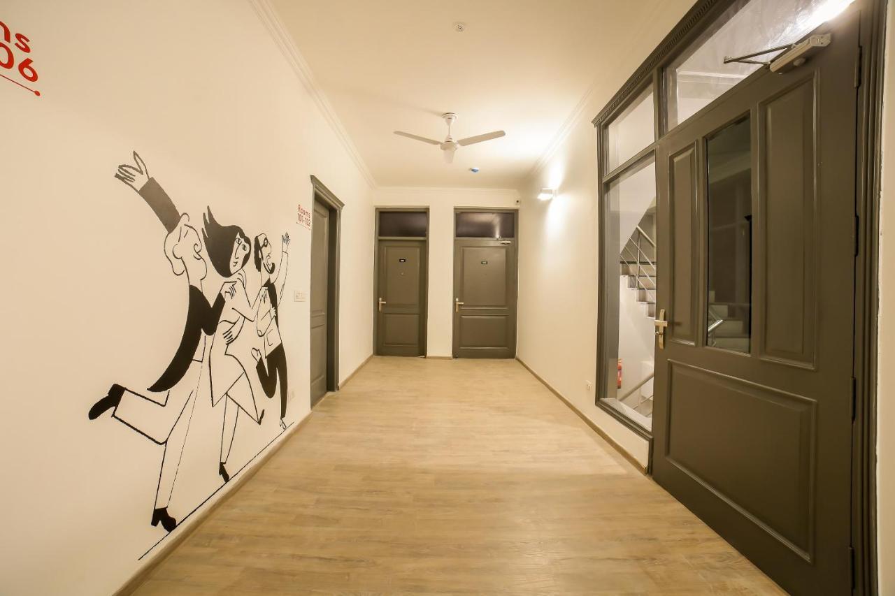 Townhouse 330 Dlf Phase-2 Near Leisure Valley Park Gurgaon Buitenkant foto