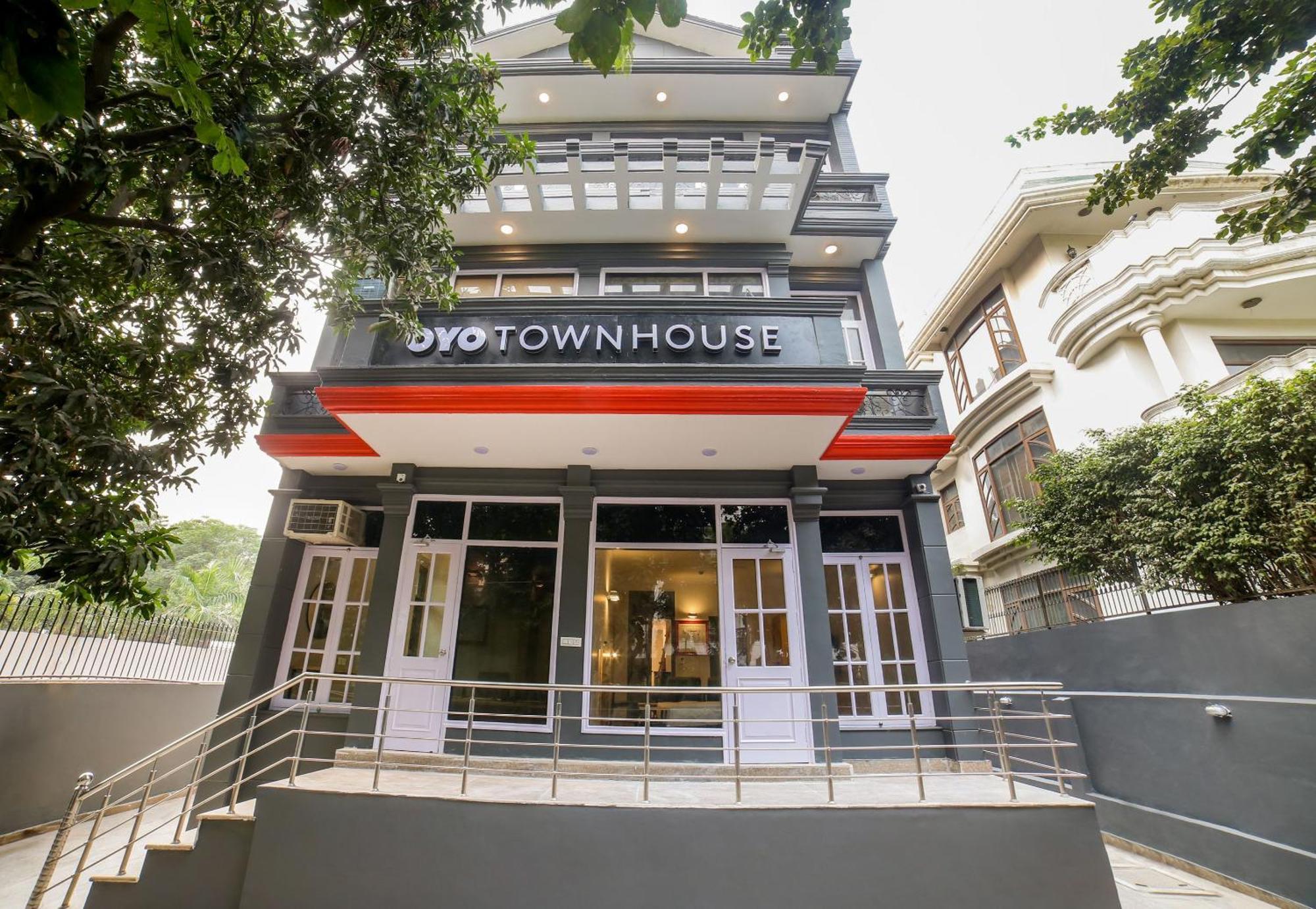 Townhouse 330 Dlf Phase-2 Near Leisure Valley Park Gurgaon Buitenkant foto